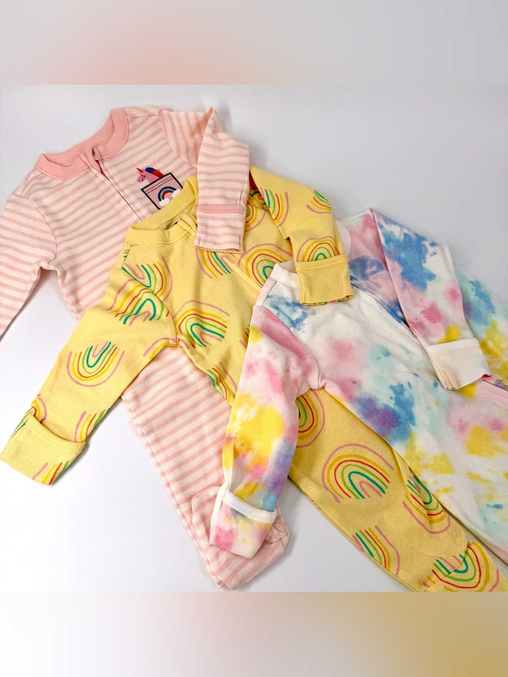 Old Navy Baby 0-3M Footed Pajamas 3 Pack Rainbow Tie Dye Sleepers